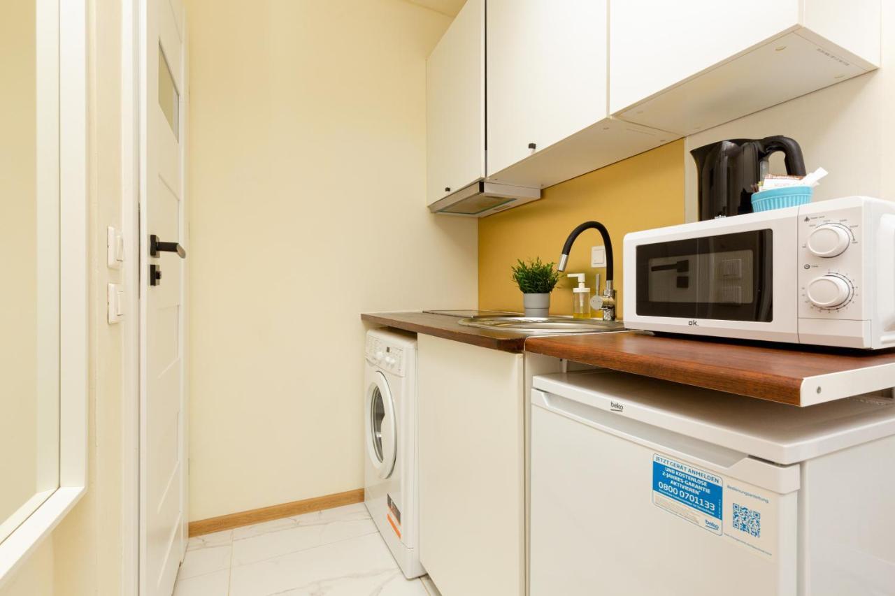 Micro Apartment Miaczynska By Noclegi Renters وارسو المظهر الخارجي الصورة